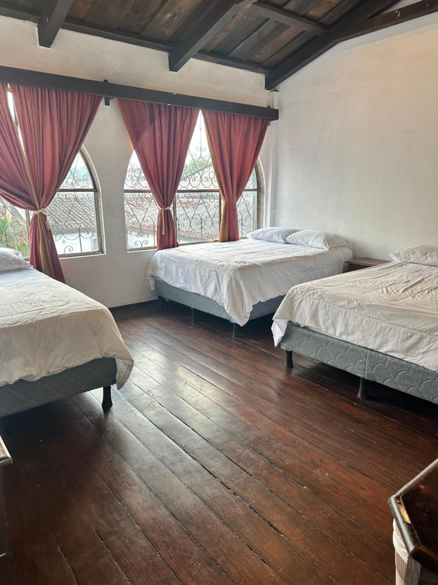 Hotel Don Valentino Antigua Pokoj fotografie